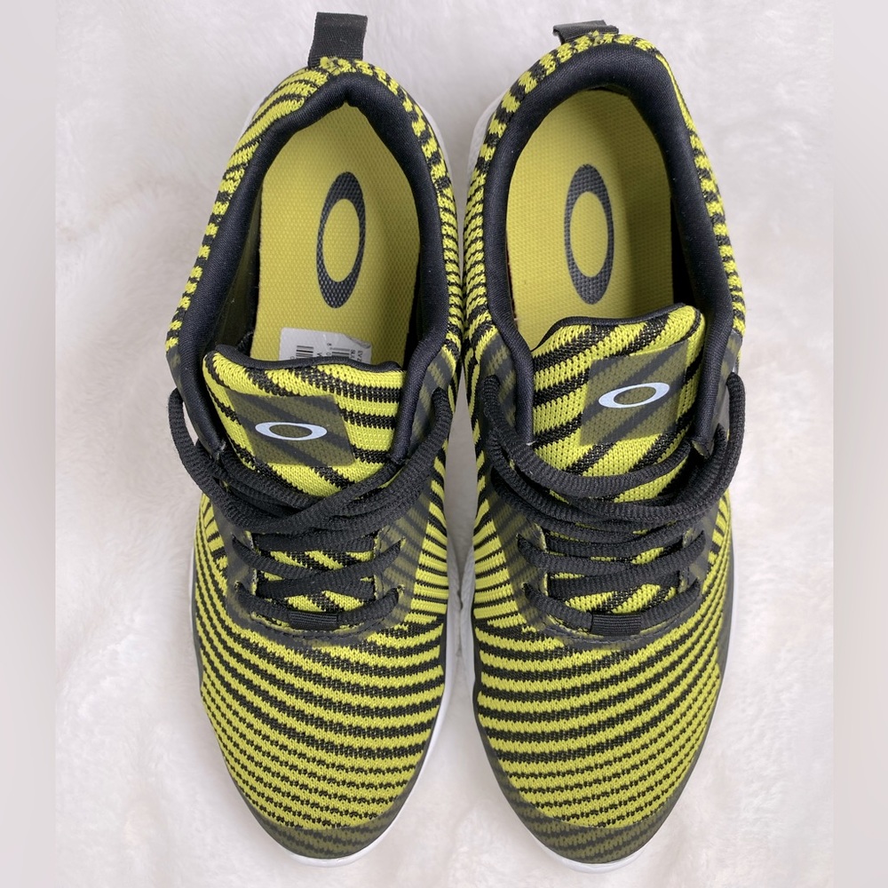 Oakley Men's EV Zero Pattern Sneaker